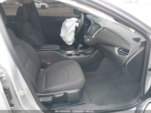 Chevrolet MALIBU LT 2018 1G1ZD5ST4JF194152 Image 5