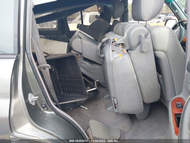 2000 LEXUS LX 470 VIN: JT6HT00W9Y0122213
