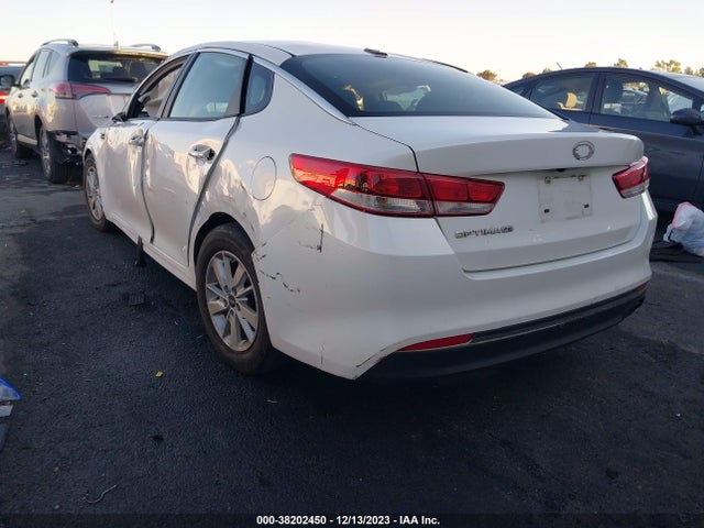 KIA Optima Lx 2016 KNAGT4L31G5093740 Image 3