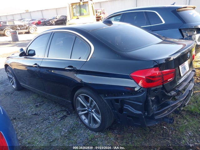 WBA8E5C30HK388917 BMW 328D