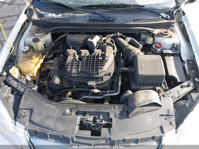 2013 CHRYSLER 200 LIMITED VIN: 1C3CCBCG1DN601018