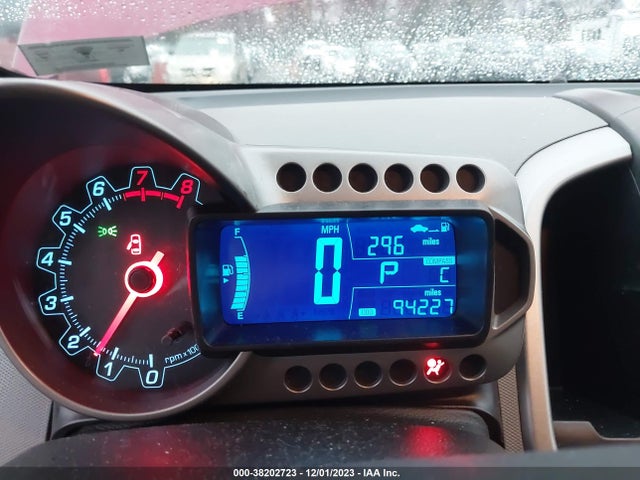 Chevrolet Sonic Lt Auto 2014 1G1JC5SB1E4118347 Image 7