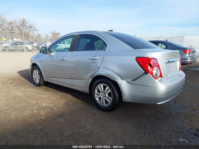1G1JD5SH9E4148407 Chevrolet Sonic Lt Manual