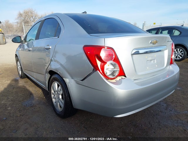 1G1JD5SH9E4148407 Chevrolet Sonic Lt Manual