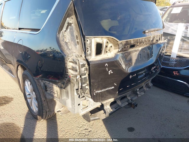 2C4RC1BG8HR530071 Chrysler Pacifica Touring-l