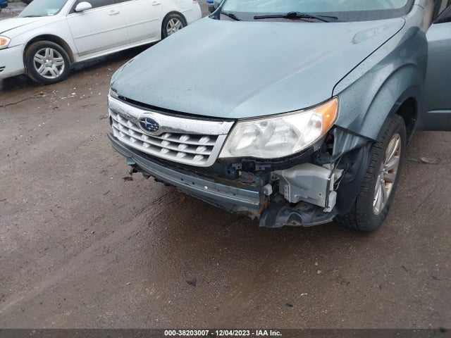 2011 SUBARU FORESTER 2.5X PREMIUM VIN: JF2SHADCXBH730967
