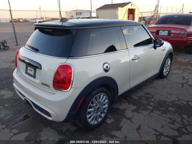2015 MINI HARDTOP WMWXP7C50F2A41106 Photo 3