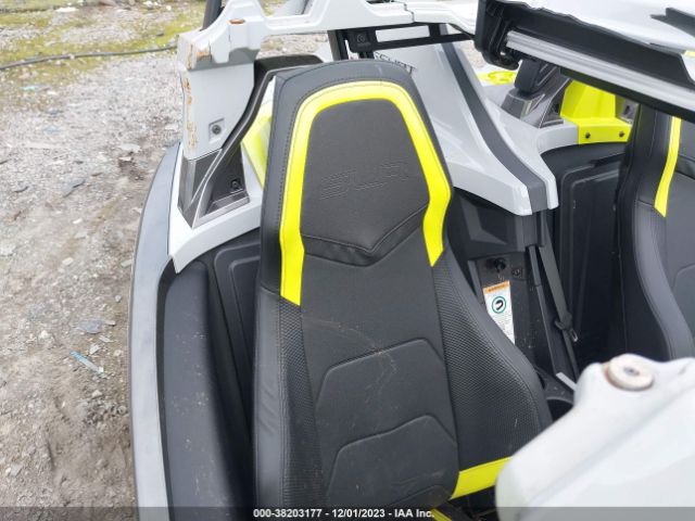 2018 POLARIS SLINGSHOT 57XAARFA2J8126182 Photo 7