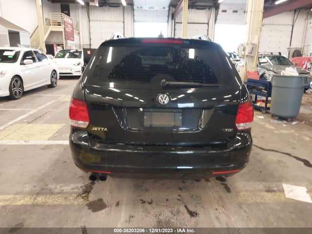 2012 VOLKSWAGEN JETTA SPORTWAGEN 2.0L TDI VIN: 3VWPL7AJ9CM681666