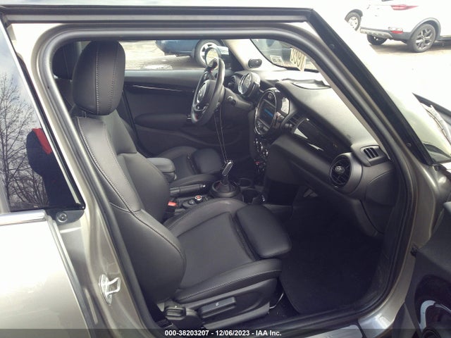 2020 MINI HARDTOP WMWXU9C0XL2M80606 Photo 4
