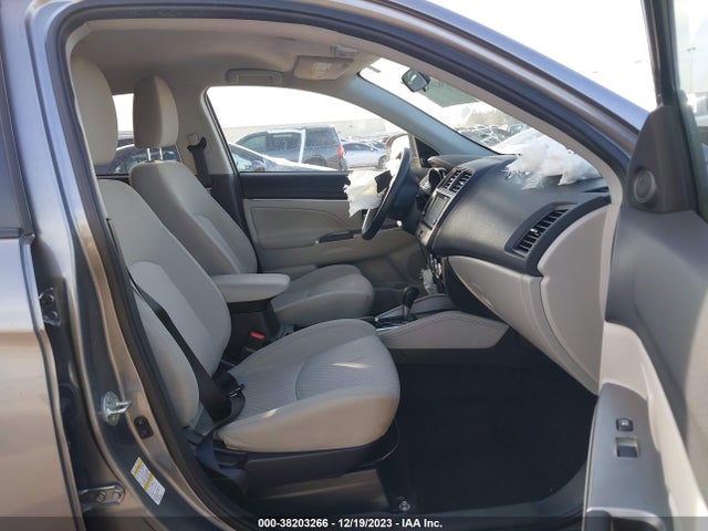 JA4AP3AU4KU028392 Mitsubishi Outlander Sport 2.0 Es