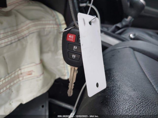 Toyota Corolla Le Plus 2016 5YFBURHE6GP486072 Image 11