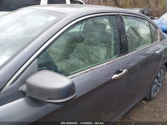 1HGCR6F77FA007767 Honda Accord Hybrid Touring