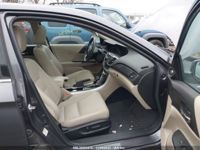 1HGCR6F77FA007767 Honda Accord Hybrid Touring