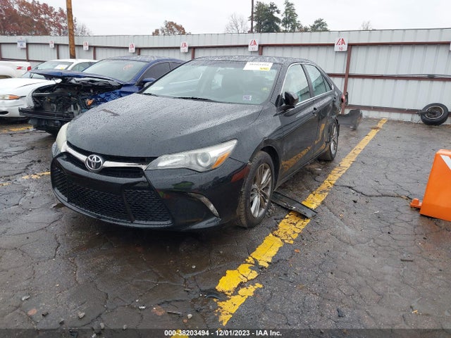 Toyota CAMRY SE 2015 4T1BF1FK5FU013748 Image 2