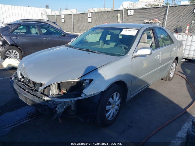 2002 TOYOTA CAMRY LE VIN: 4T1BE32K72U077188