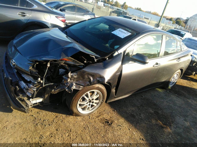 Toyota Prius Two 2016 JTDKBRFU7G3003634 Image 2