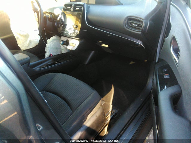 Toyota Prius Two 2016 JTDKBRFU7G3003634 Image 5