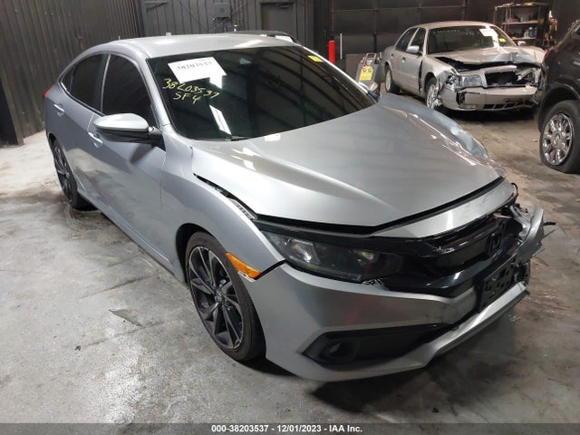 2019 2HGFC2F88KH537919 main image