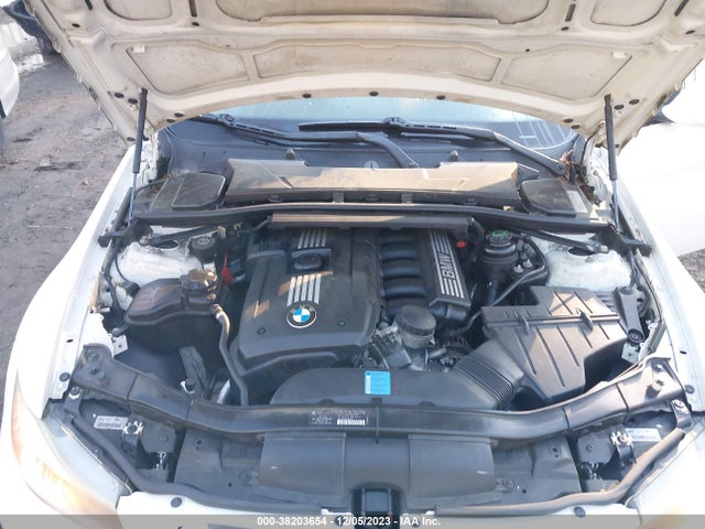 2009 BMW 328I VIN: WBAPH73519E128199