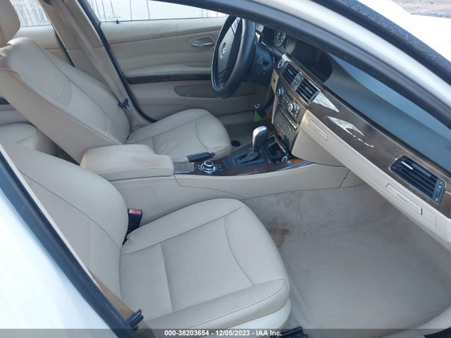 2009 BMW 328I VIN: WBAPH73519E128199