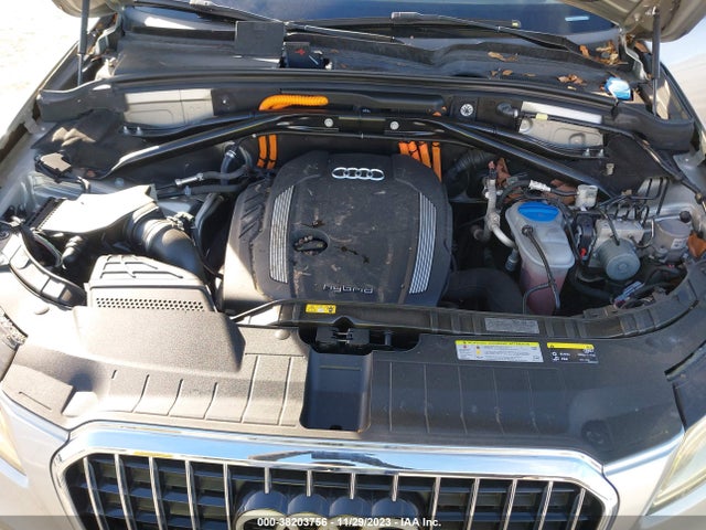 2014 AUDI Q5 HYBRID WA1C8AFP2EA024330 Photo 9