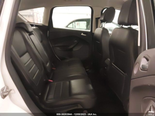 1FADP5CU2GL111219 Ford C-max Energi Sel