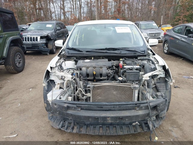 2015 NISSAN SENTRA SV VIN: 3N1AB7AP2FY295638