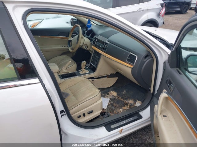 2012 LINCOLN MKZ VIN: 3LNHL2JC3CR825755