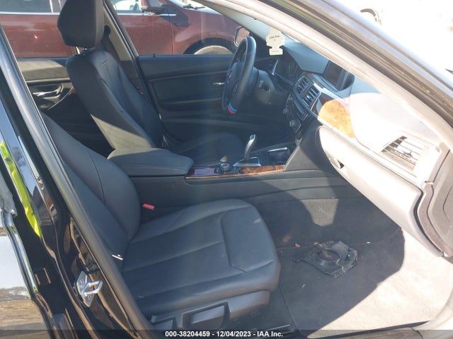 BMW 320i 2016 WBA8A9C53GK617366 Image 5