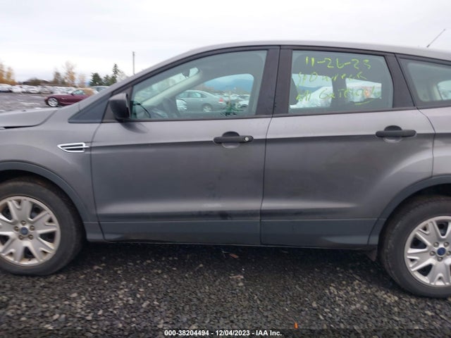 2013 FORD ESCAPE S VIN: 1FMCU0F79DUD55443