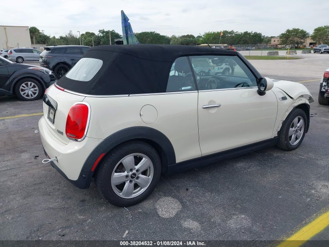 2016 MINI CONVERTIBLE WMWWG5C57G3C19136 Photo 3