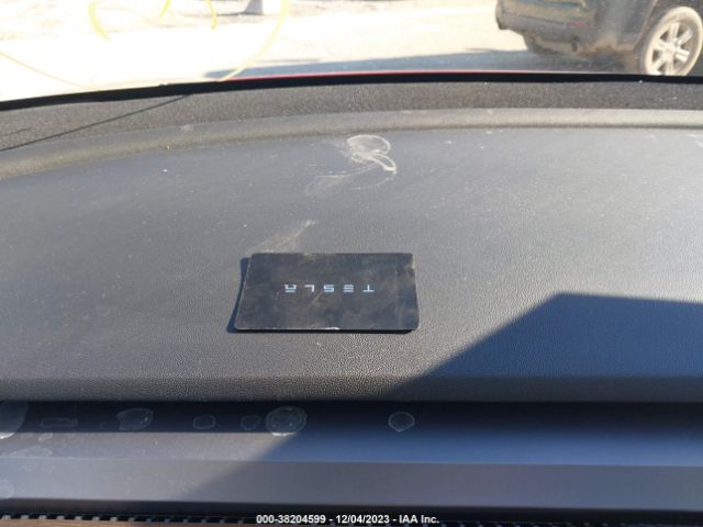 2020 TESLA MODEL Y 5YJYGDEE3LF031646 Photo 10