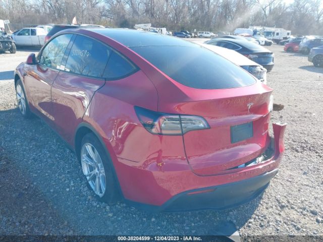 2020 TESLA MODEL Y 5YJYGDEE3LF031646 Photo 2