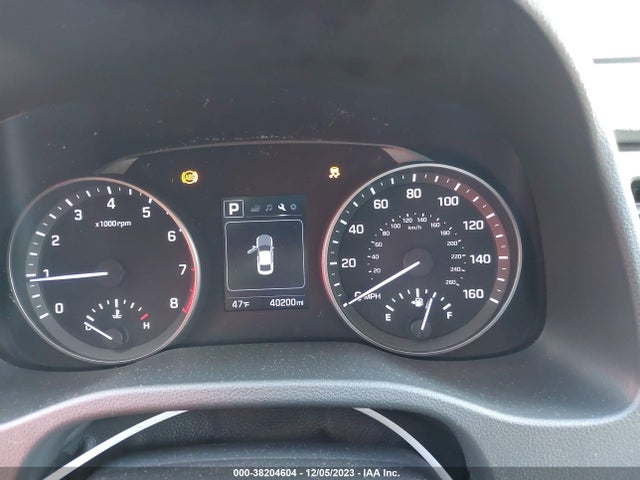 2018 HYUNDAI ELANTRA SEL VIN: 5NPD84LF5JH308688
