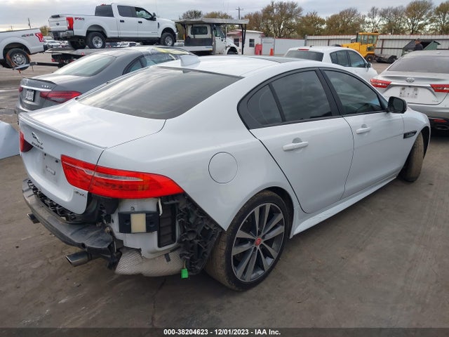 2017 JAGUAR XE SAJAF4BV5HA944158 Photo 3