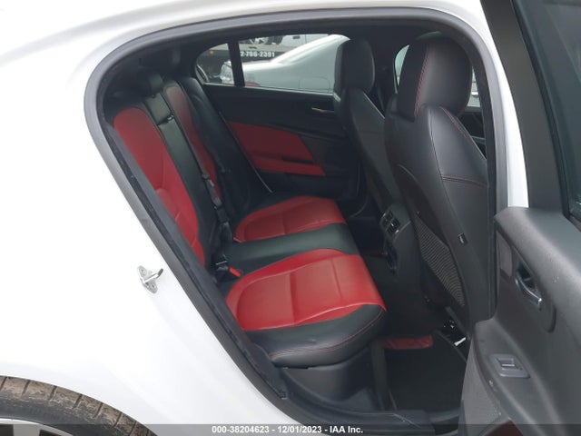 2017 JAGUAR XE SAJAF4BV5HA944158 Photo 7