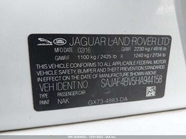 2017 JAGUAR XE SAJAF4BV5HA944158 Photo 8