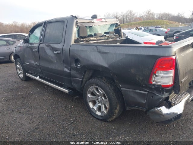 1C6SRFFTXKN643942 RAM 1500
