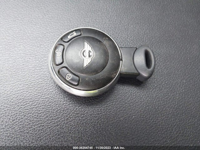 2012 MINI COOPER WMWSU3C51CT254225 Photo 10
