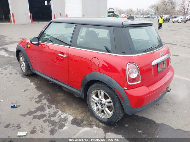 2012 MINI COOPER WMWSU3C51CT254225 Photo 2