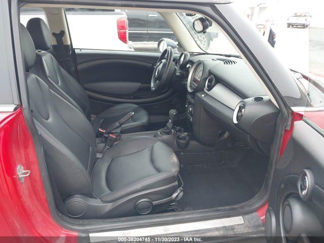2012 MINI COOPER WMWSU3C51CT254225 Photo 4