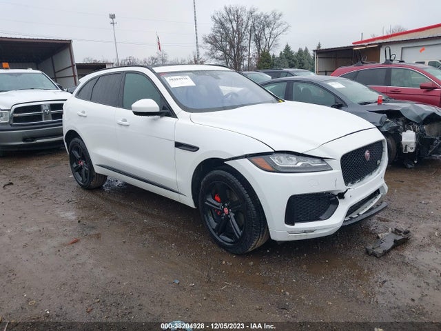 2018 JAGUAR F-PACE SADCM2FV4JA244959 Photo 0