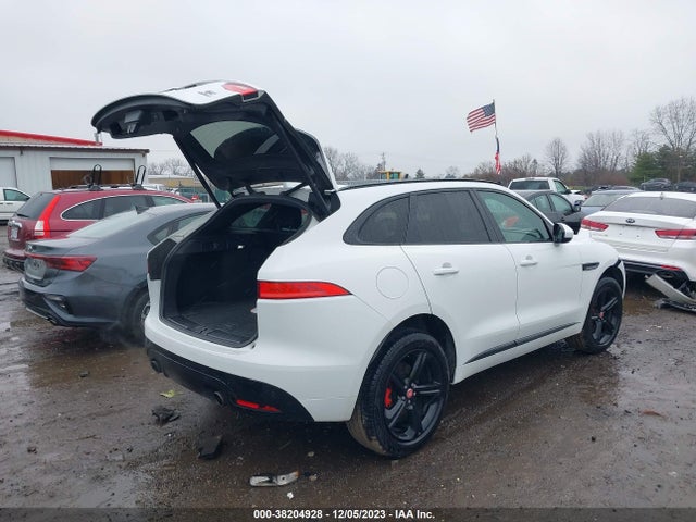 2018 JAGUAR F-PACE SADCM2FV4JA244959 Photo 3