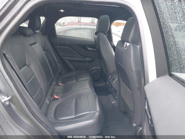 2018 JAGUAR F-PACE SADCM2FV4JA244959 Photo 7