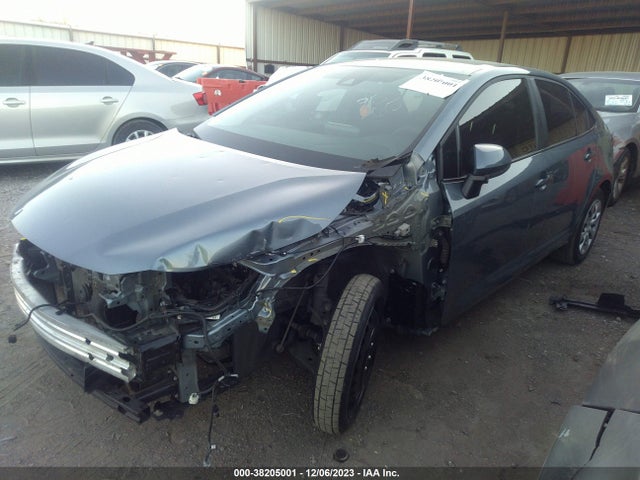 Toyota COROLLA LE 2022 5YFEPMAE2NP379065 Image 2