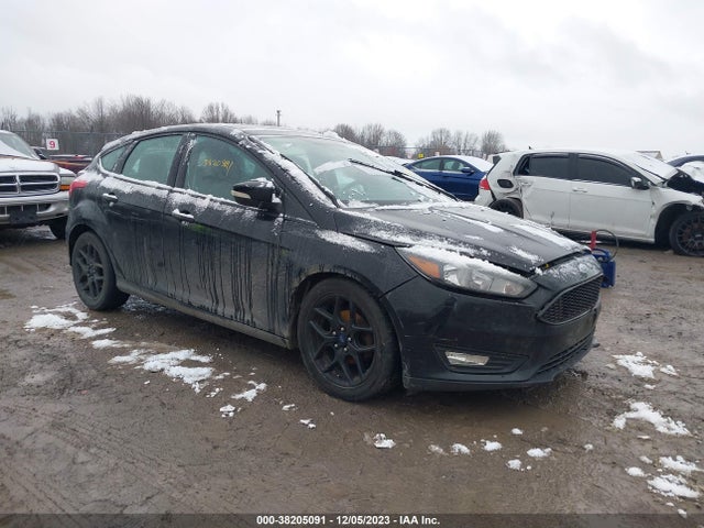 2016 FORD FOCUS SE VIN: 1FADP3K26GL205480