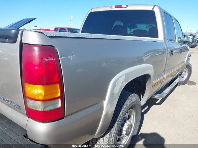 2001 CHEVROLET SILVERADO 1500HD LS VIN: 1GCGC13U61F146198