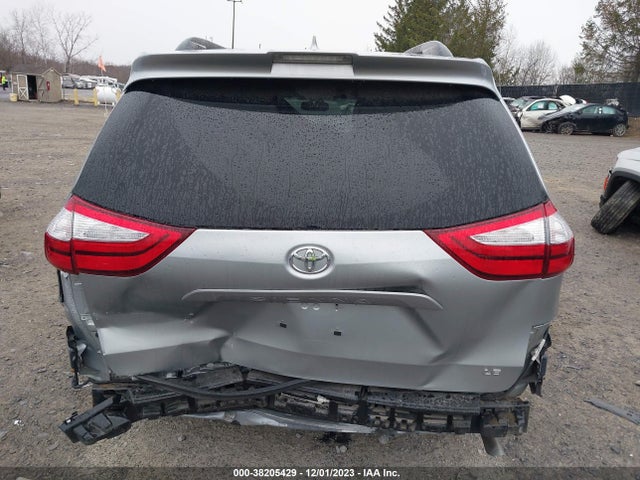2019 TOYOTA SIENNA LE 8 PASSENGER VIN: 5TDKZ3DC1KS998406
