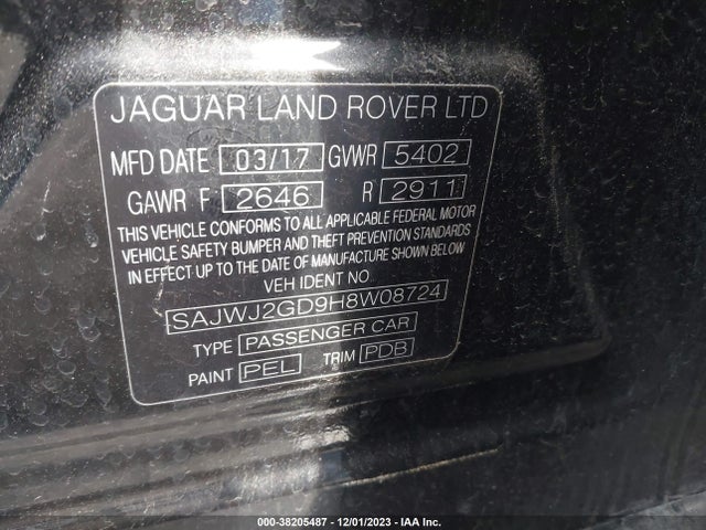 2017 JAGUAR XJ SAJWJ2GD9H8W08724 Photo 8